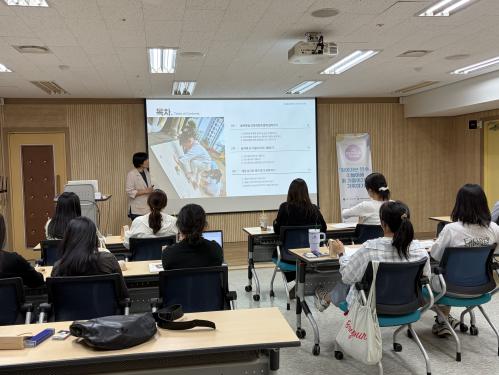 [2026 개정 표준보육과정(0~2세)] 찾아가는 연수-②놀이에 귀 기울이기와 기록하기(C권역)
